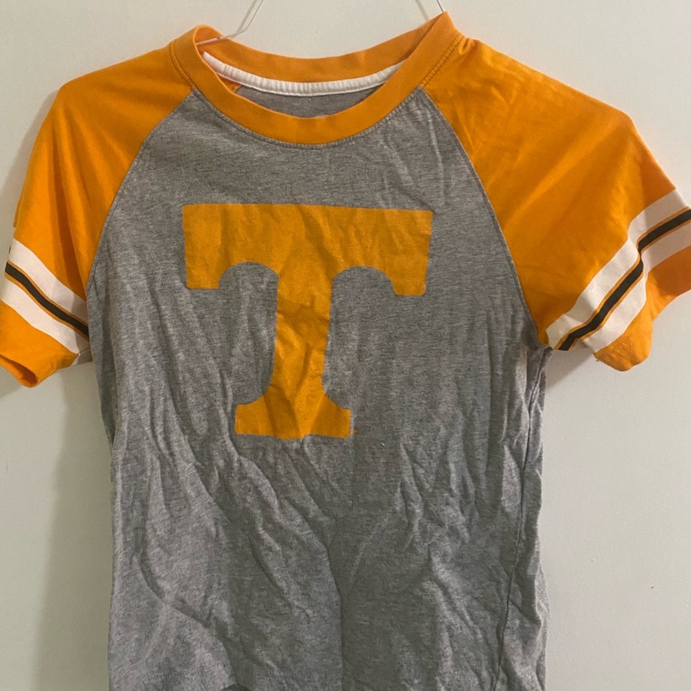 TENNESSEE VOLUNTEERS youth Large 16-18  100% cotton Short Sleeved Tshirt Go Vols